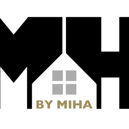 Daire Franz By Miha Westendorf